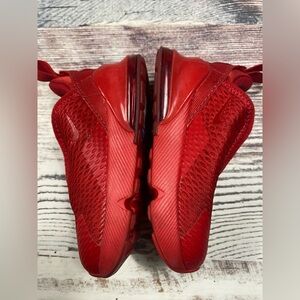 Nike Air Max 270 Boys Size 6C Red Running Shoes DM8876-600 Great